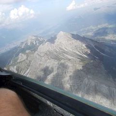 Flugwegposition um 15:00:29: Aufgenommen in der Nähe von Gemeinde Grinzens, Österreich in 2965 Meter